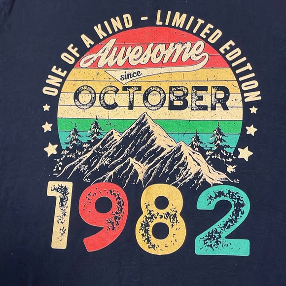 FREE October 1982 Birthday day T-shirt - Picture 3 of 4